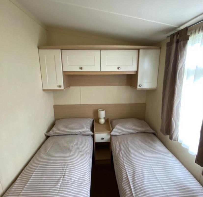 Cosy Caravan Kingston upon Hull Bagian luar foto